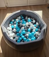 Bällebad für Kids grau/ blau/ weiss