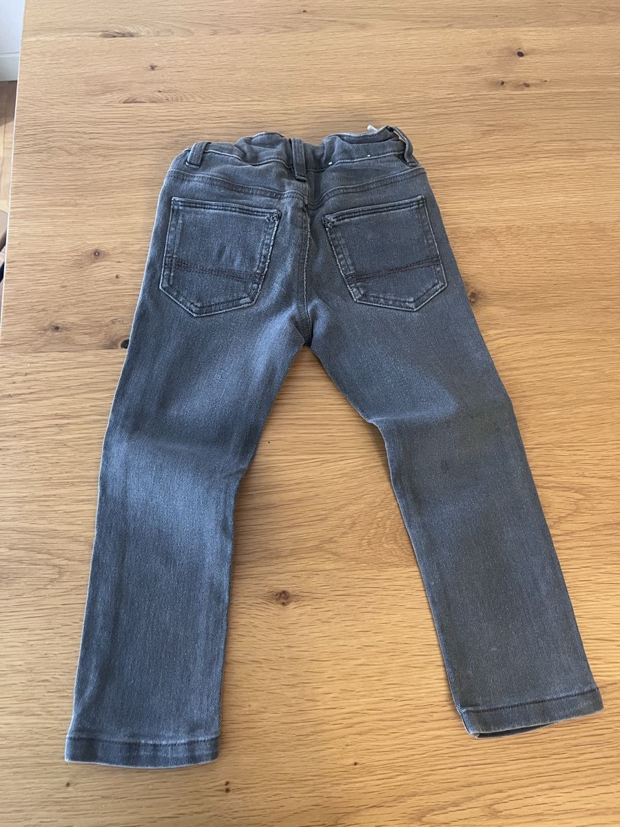 Pantaloni: Jeans – Usato da Langenthal venduto da Nu89 1