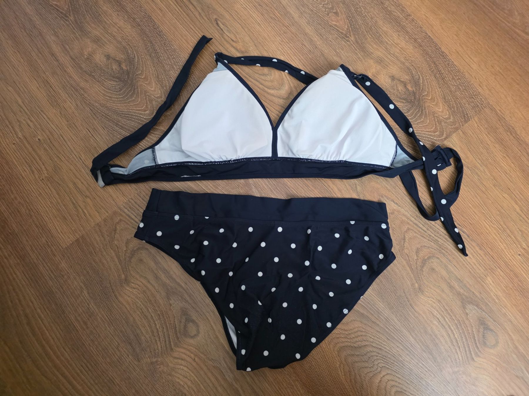 Esprit Maillots de bain & Bikinis: Bikini Gr. XL/XXL Esprit – D'occasion à Nebikon par Japostyle 1