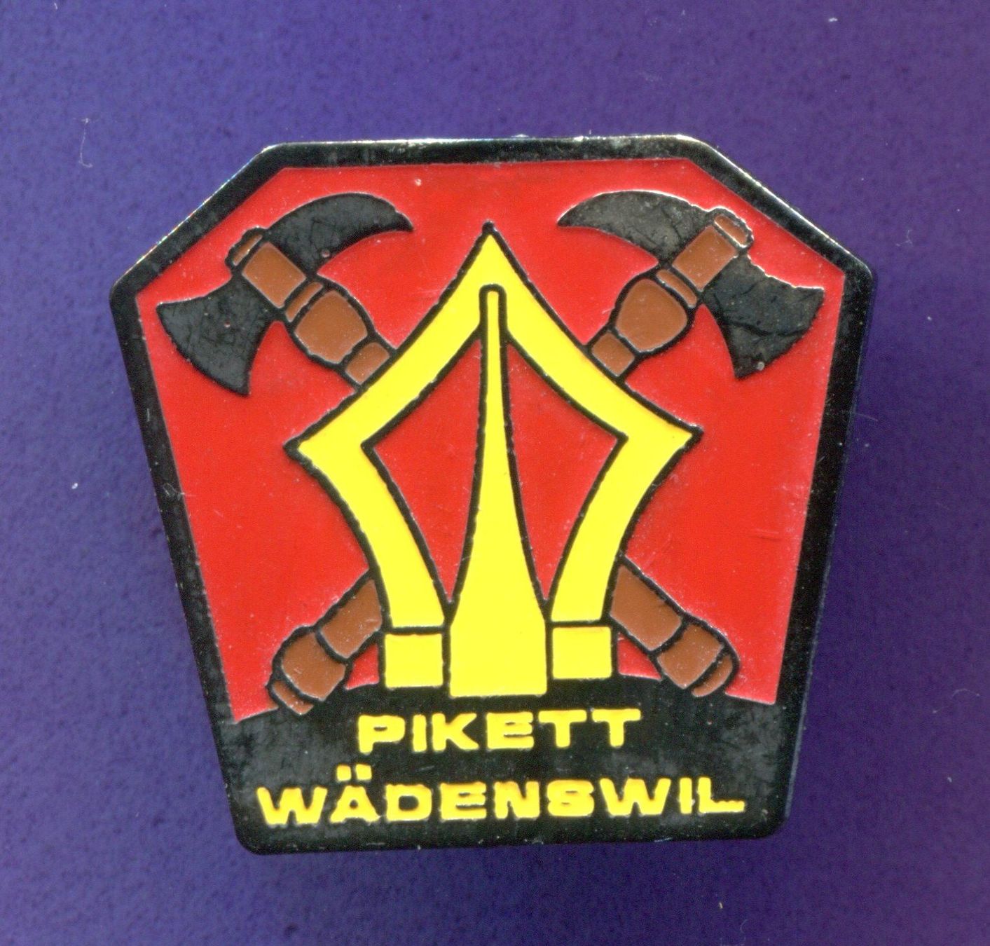 Placchette & Badge: Feuerwehr  WÄDENSWIL – Usato da Winterthur venduto da Sammleroase