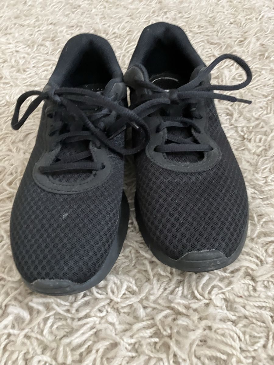 Nike Scarpe da uomo: Nike Tanjun Sneaker Schwarz, Grösse 40Top Zustand – Usato da Thun venduto da Liliane016 3