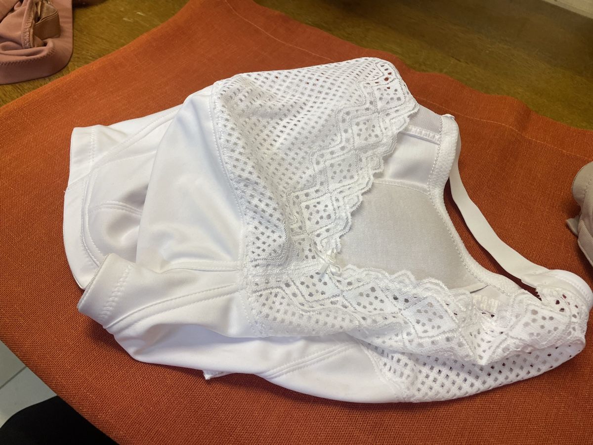 Altra biancheria intima: BH Glamorise 105 I – Nuovo (secondo la descrizione) da Frauenfeld venduto da Waldtaube53