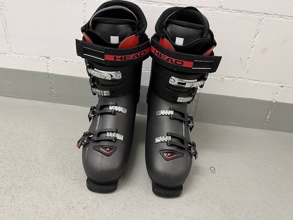 Herrenschuhe: Skischuhe  – Gebraucht aus Neuenkirch von Simano1