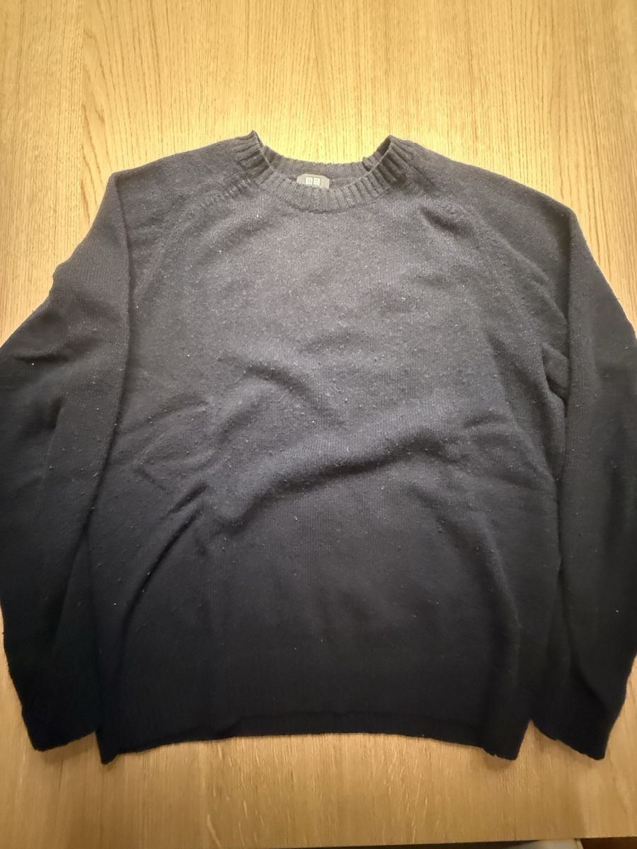 Uniqlo Maglioni & Felpe: uniqlo sweater size L blue – Usato da Zug venduto da SebastianSonderegger