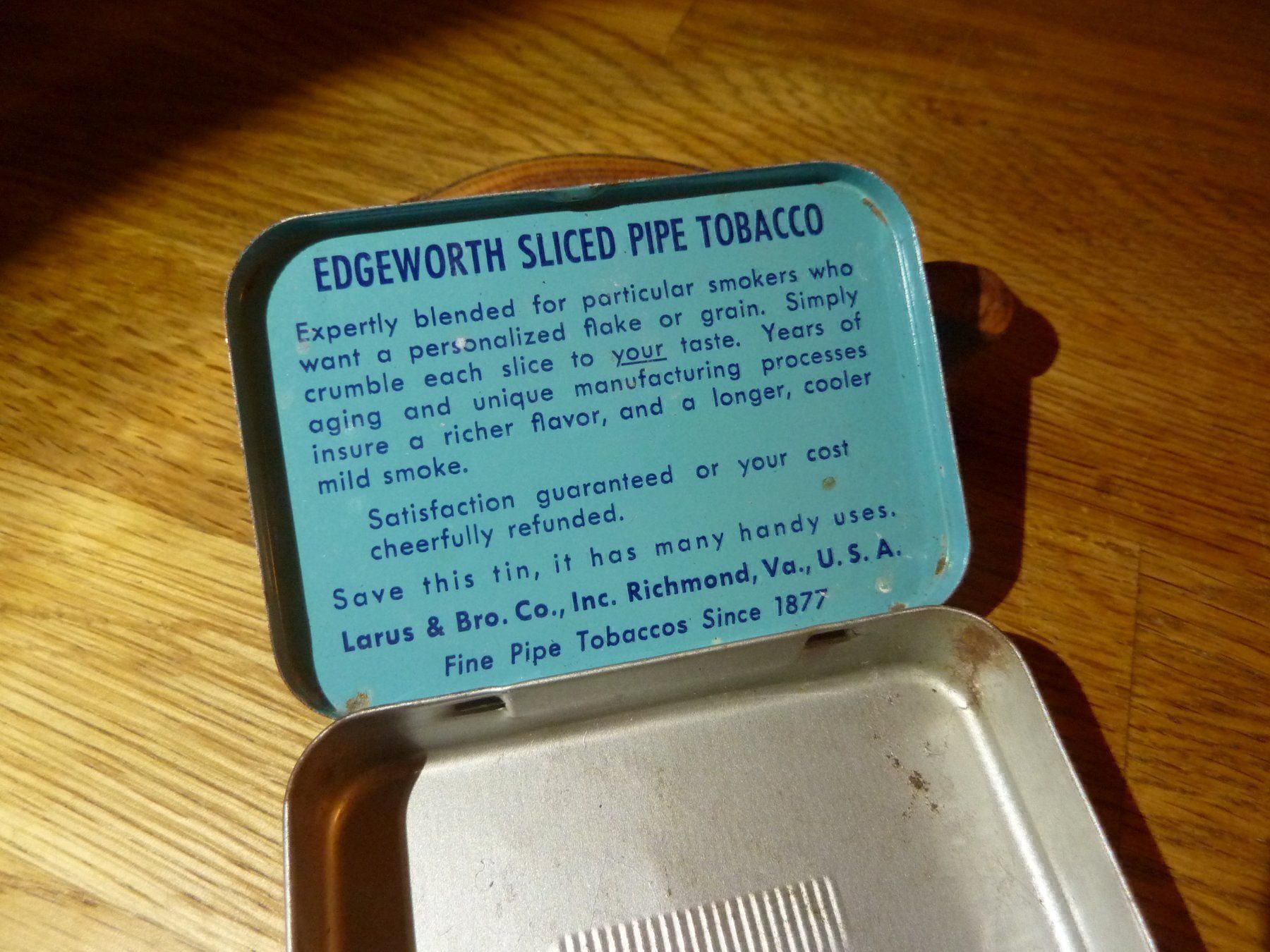 Tabacchi: Pipe Tobacco Edgeworth Larus Blechbox – Usato da Hochfelden venduto da swissice 1