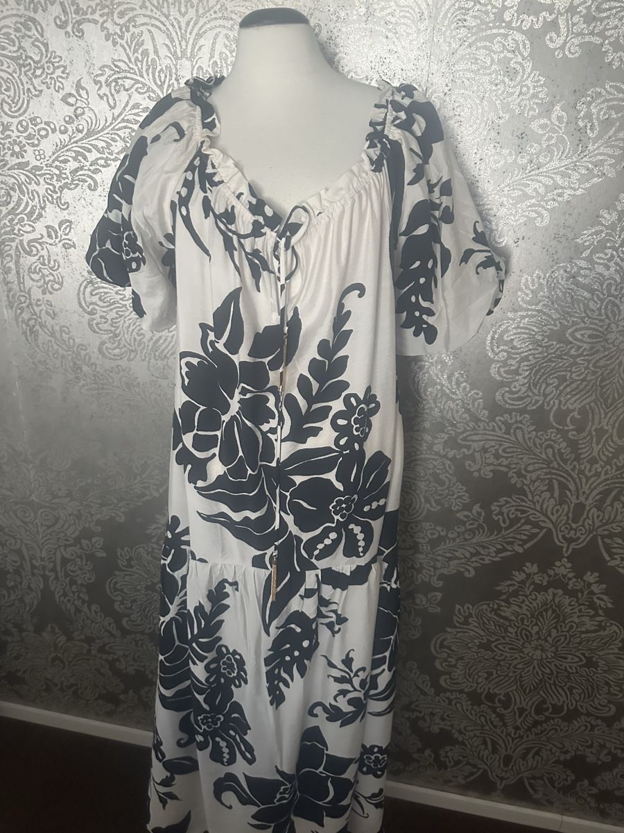 H&M Vestiti: Kleid neu Gr. 40 - Maxikleid – Nuovo (secondo la descrizione) da Diepoldsau venduto da Soleil0425
