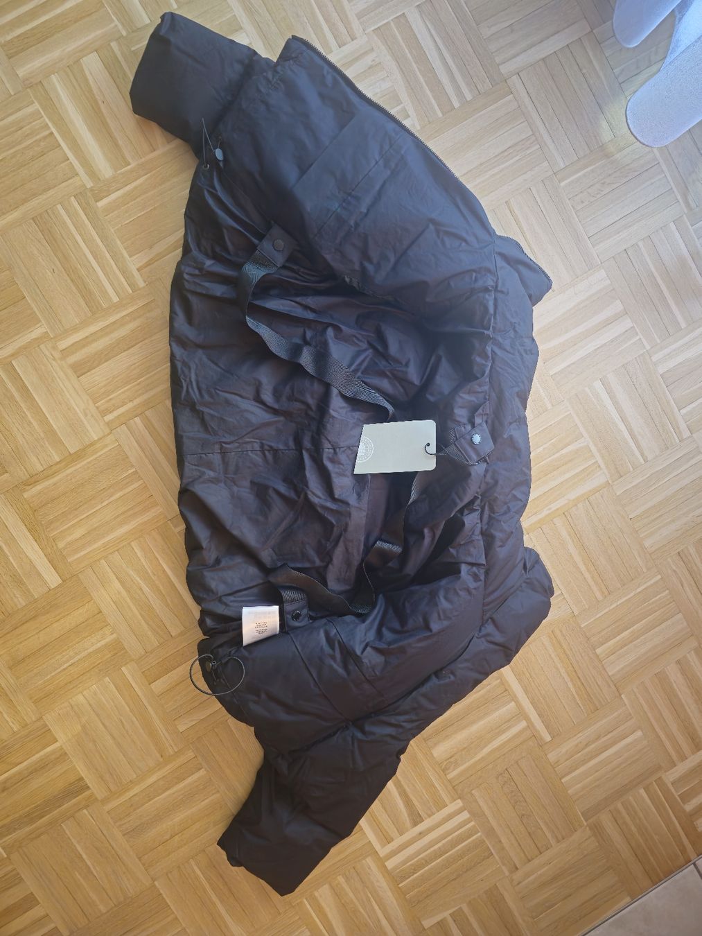 Canada Goose Giacche: à vendre – Nuovo e nell'imballaggio originale da Lausanne venduto da Dur_2209 1