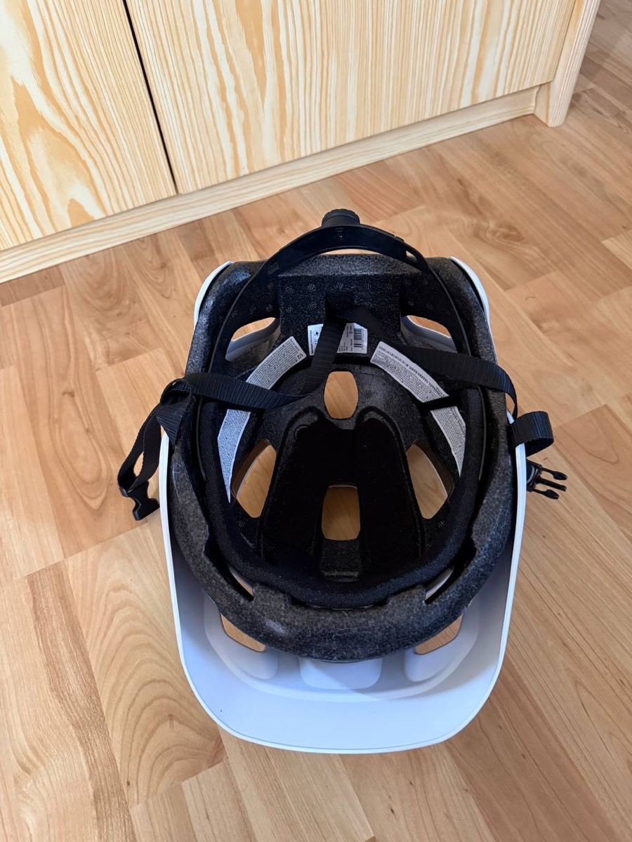 Casques: Fahrradhelm  – Neuf (Voir description) à Häggenschwil par and_9lhn 3