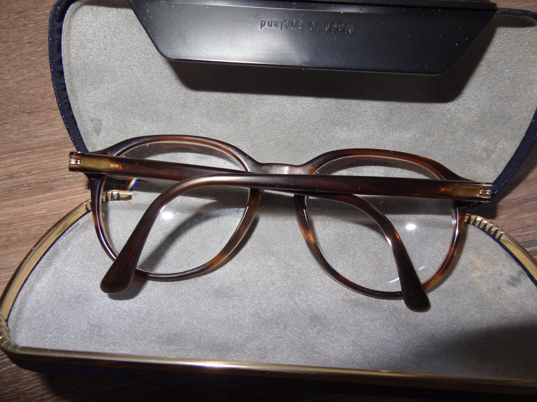 Brillen & Gläser: Lunettes de vue avec étui – Gebraucht aus Satigny von salvatore73 5