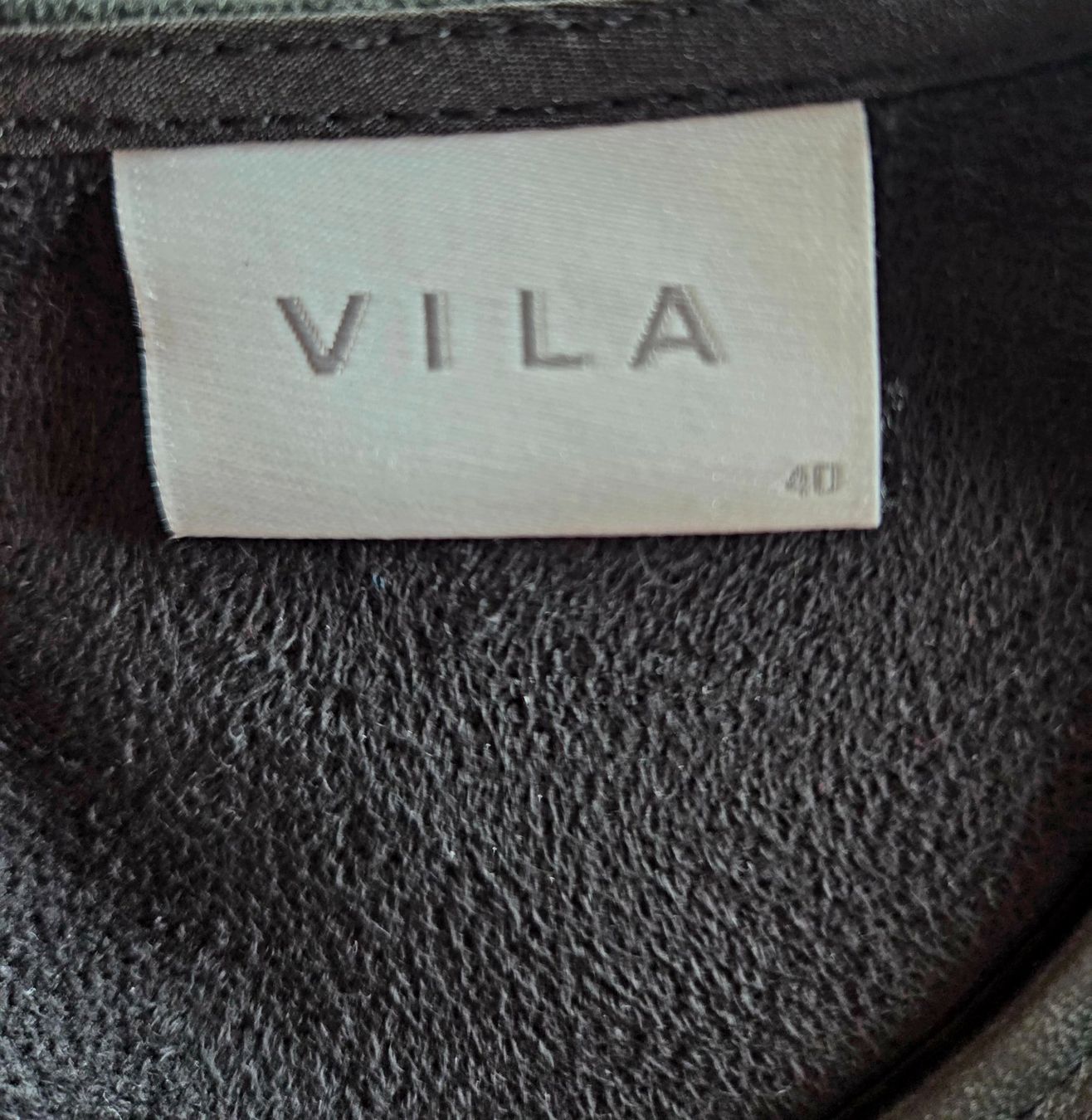 Vila Vestiti: Schwarzes Vila Kleid in Lederoptik – Usato da Zürich venduto da Stephs13 3
