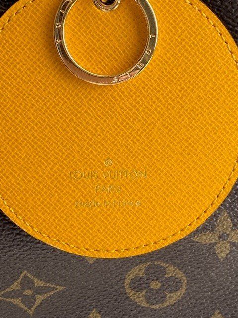 Louis Vuitton Portachiavi: Louis Vuitton Schlüsselanhänger – Nuovo (secondo la descrizione) da Adligenswil venduto da Propylon 5