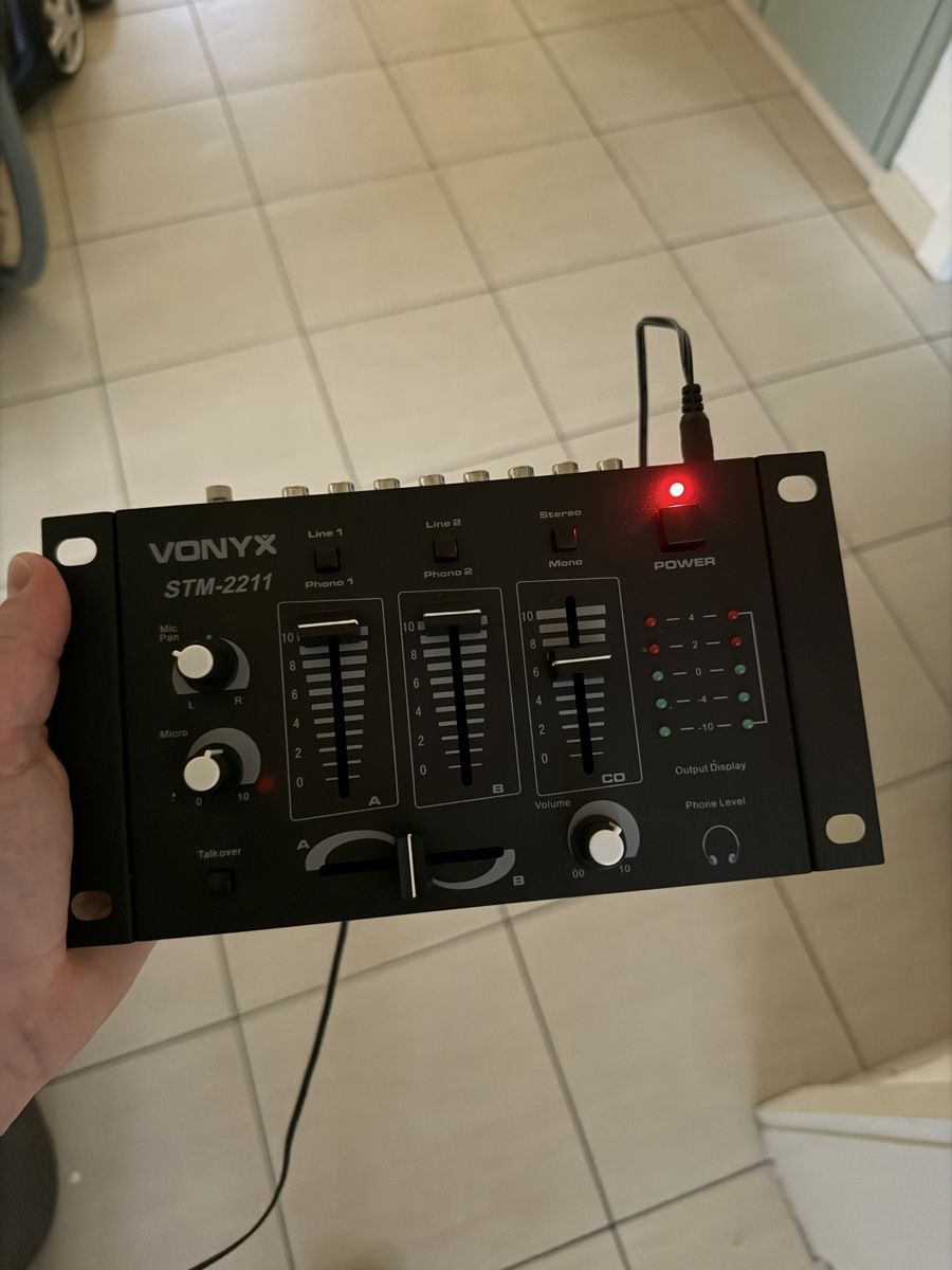 Mischpulte: Table de mixage DJ Vonyx STM-2211  – Gebraucht aus Boncourt von kev_wb77