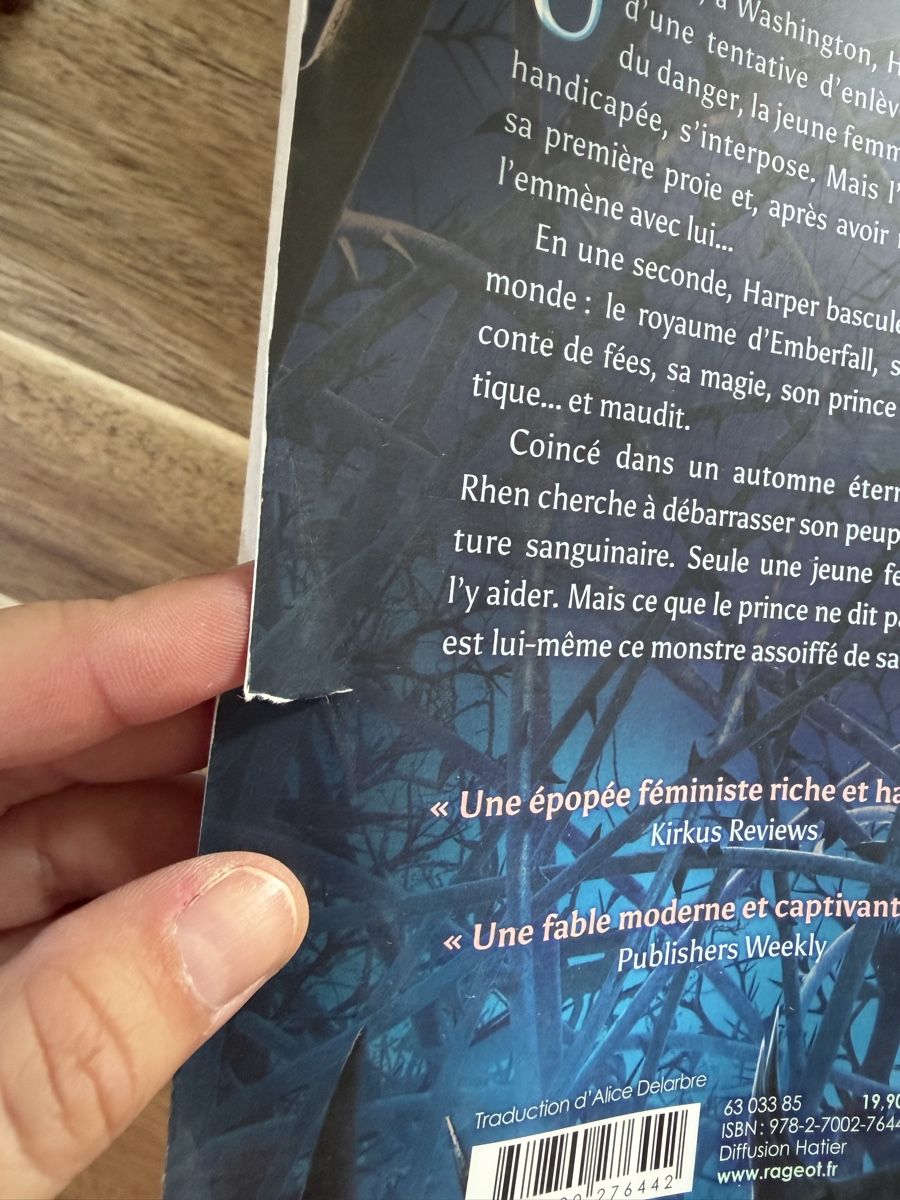 Bücher: Trilogie "Un Sort si Noir et Éternel" Brigid Kemmerer Lot li – Gebraucht aus Crissier von Nouchki76 1