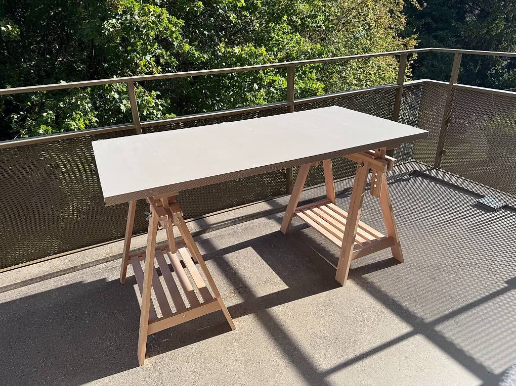 Tischset: Gratis : Burotisch, Balkon/Gartentisch + 4 Stuhle, BBQ – Gebraucht aus Adliswil von paulboot85 2