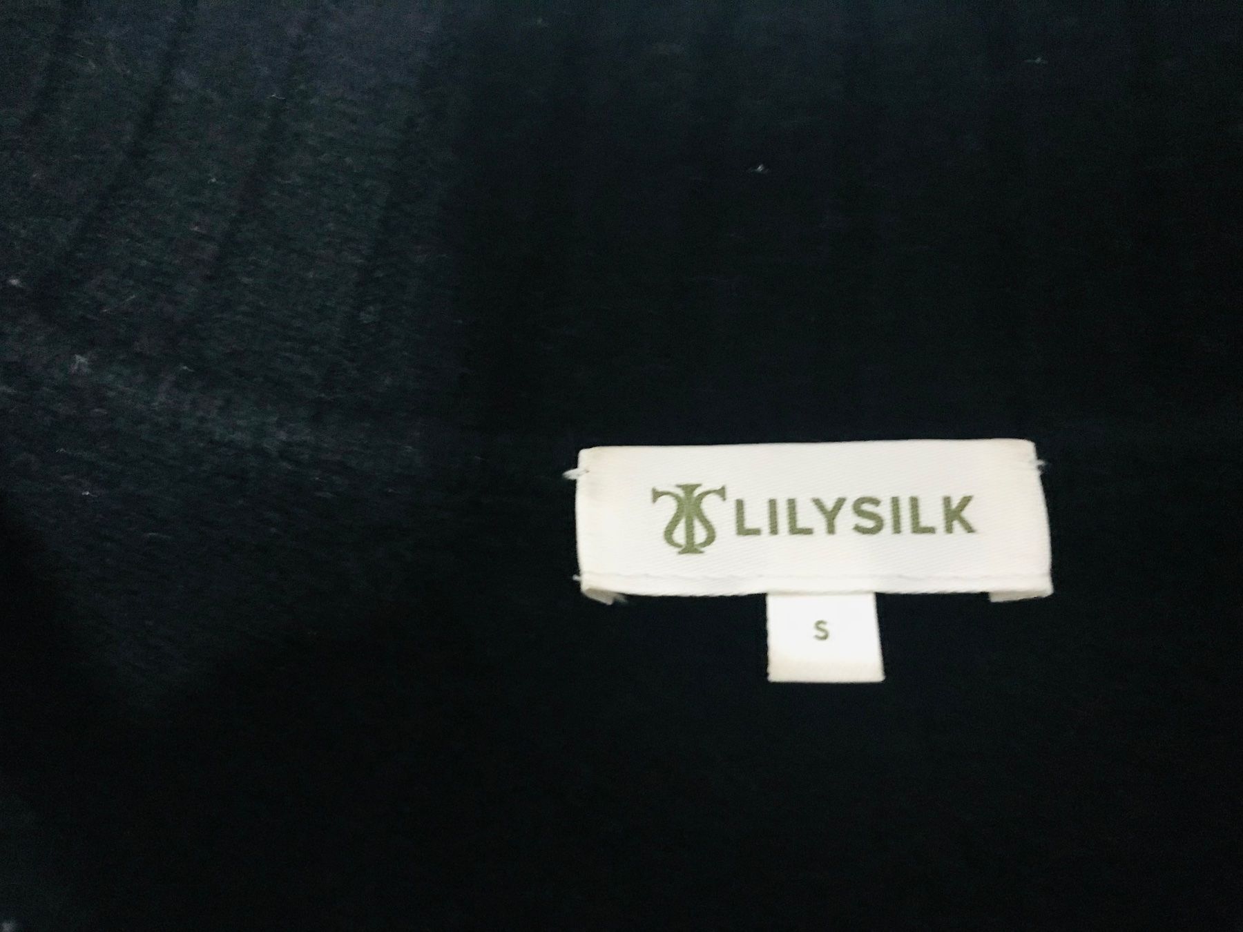 Maglioni & Felpe: Pullover aus feiner Merino Wolle, Gr.S/M – Usato da Zürich venduto da KEEPINSPIRED 6