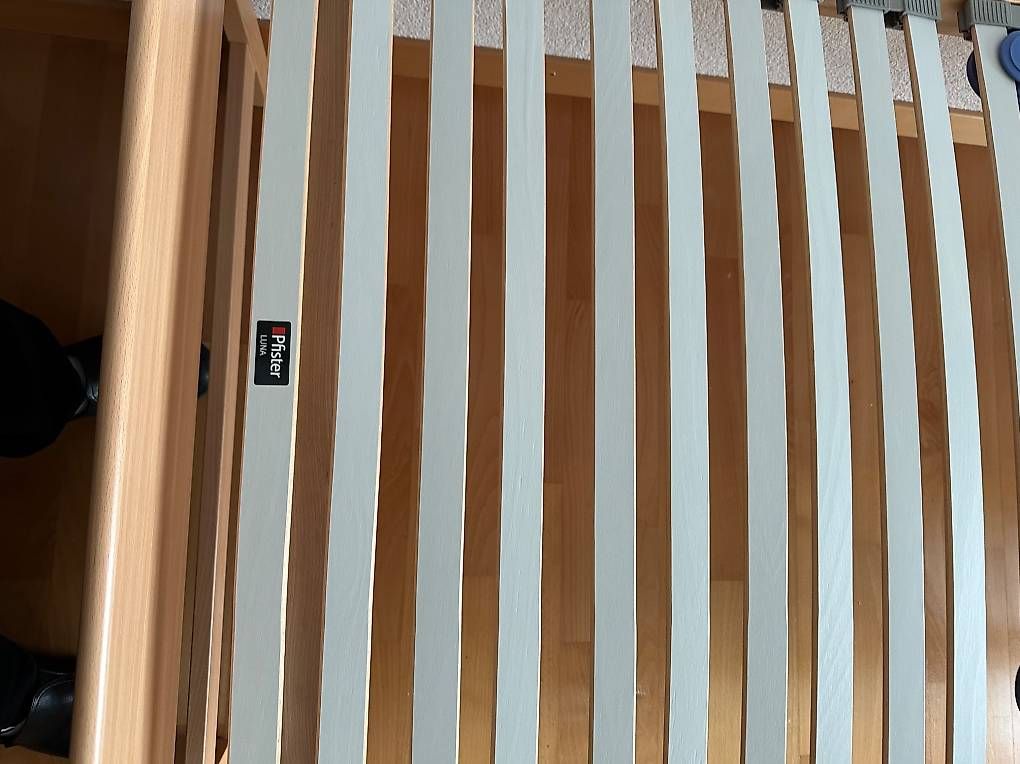 Letti: Bett, Einzelbett 90 x 200 cm – Usato da Allschwil venduto da JosefK04 1