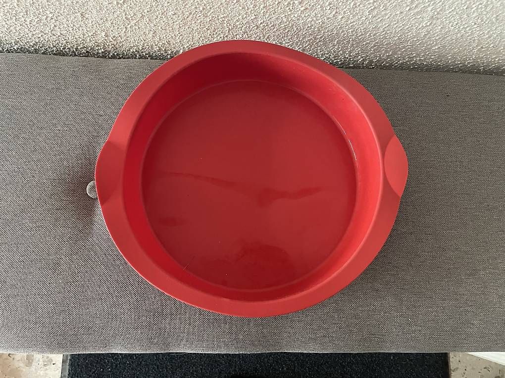 Moules à gâteaux: Tupperware Runde Silikon-Backform neu & ungebraucht – D'occasion à Künten par Gubapri