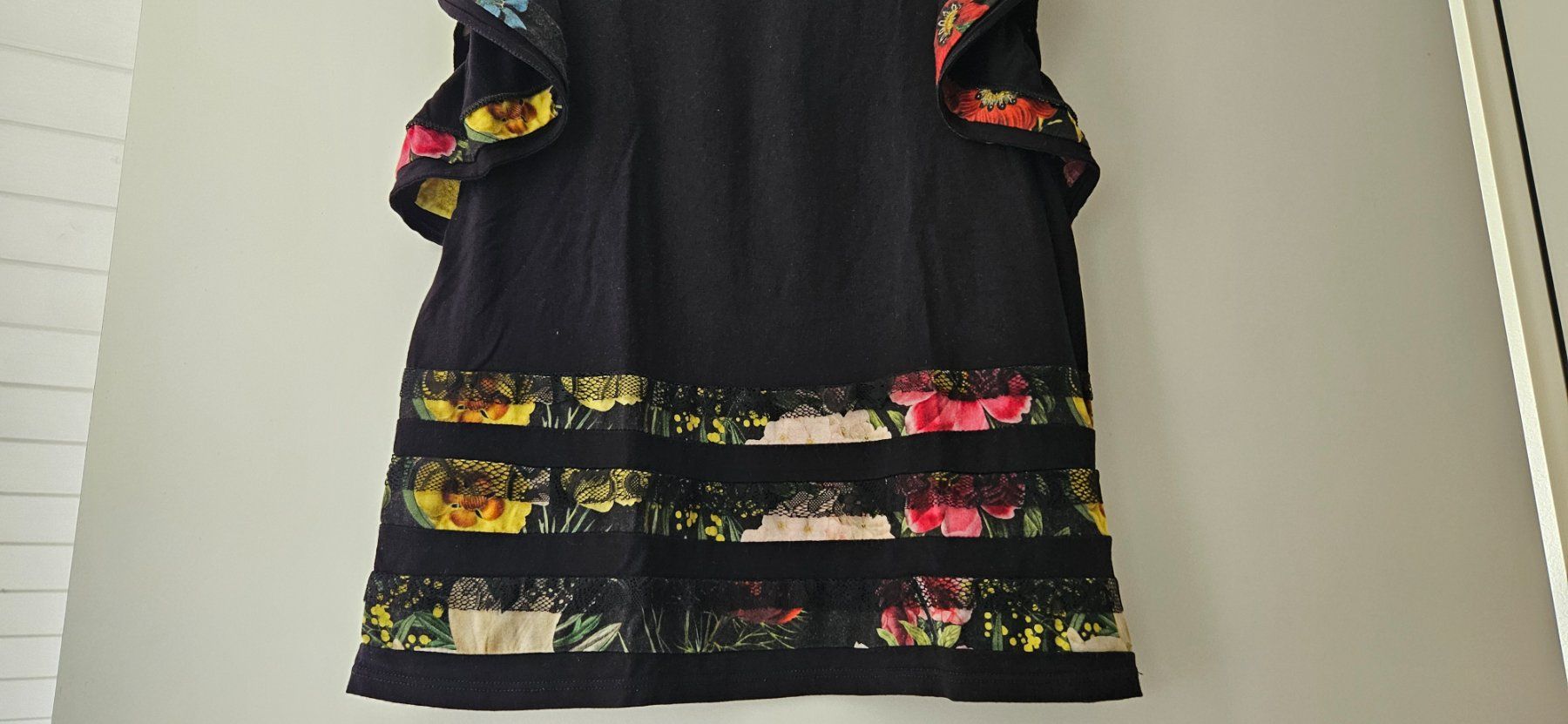 T-shirt: Desigual Oberteil M – Usato da Volketswil venduto da lullu64 1