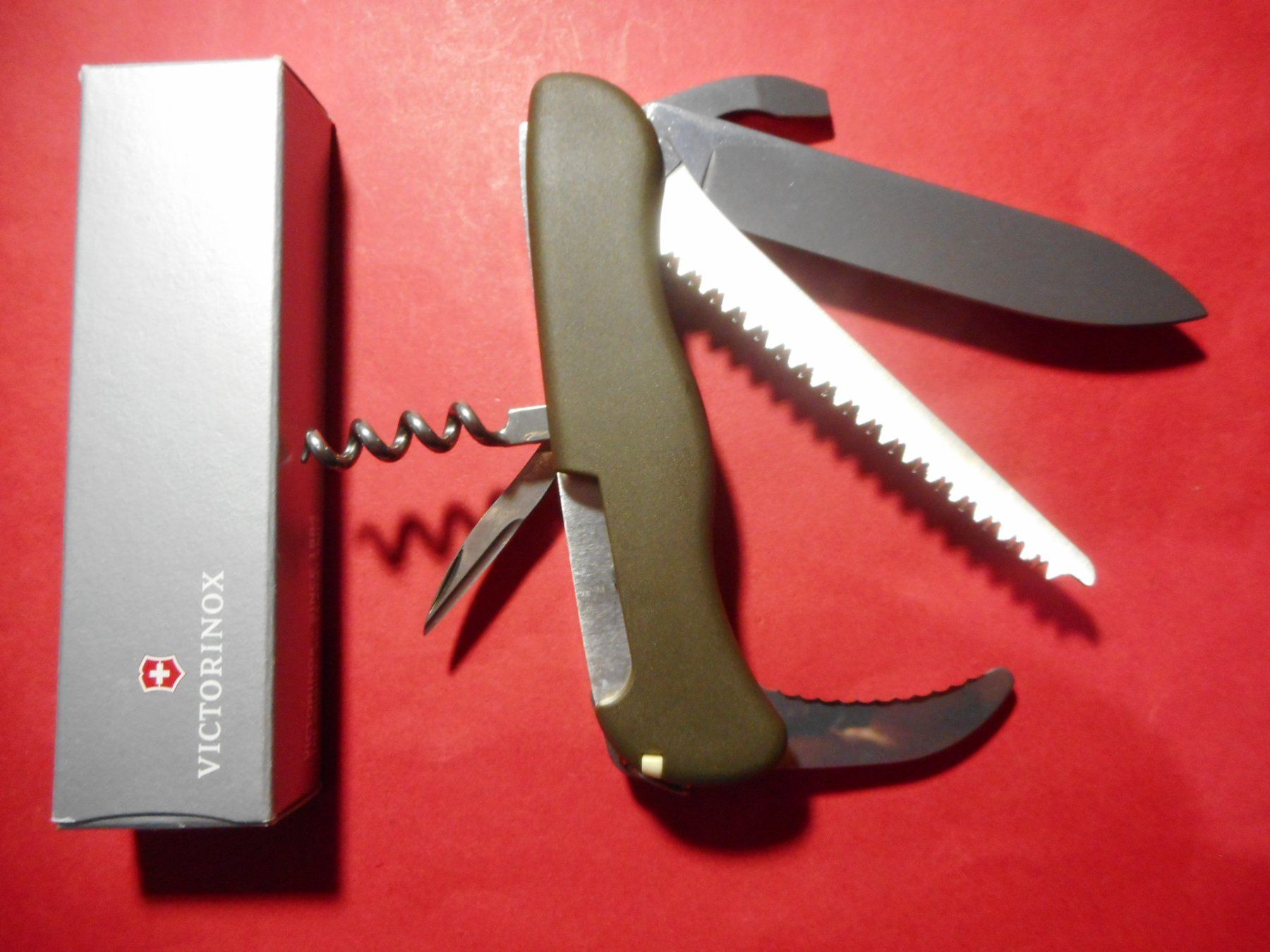 Victorinox Coltelli tascabile: Victorinox  Hunter  4er Set – Nuovo e nell'imballaggio originale da Rotkreuz venduto da Hubbil 9