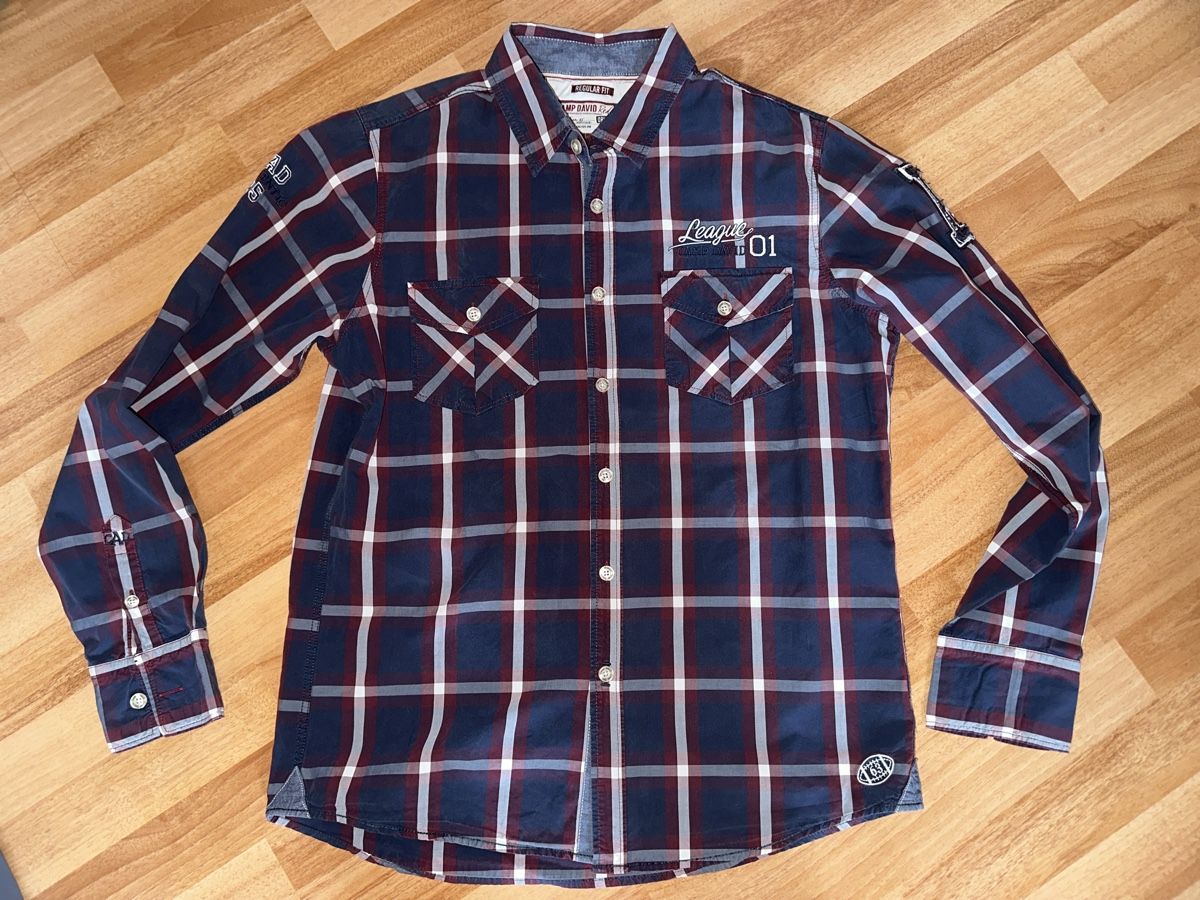 Camp David Camicie: Camp David Hemd, Gr. M einf. Brustweite ca. 55 cm – Usato da St. Gallen venduto da mai_2lcj