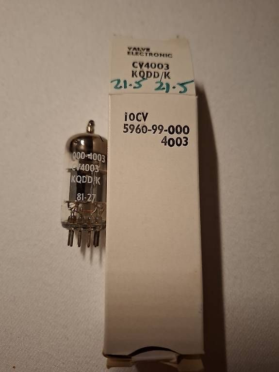 Mullard Elektronikbauteile: Röhre Mullard ECC82/CV4003/M8136/12AU7 – Gebraucht aus Utzigen von TomUtz