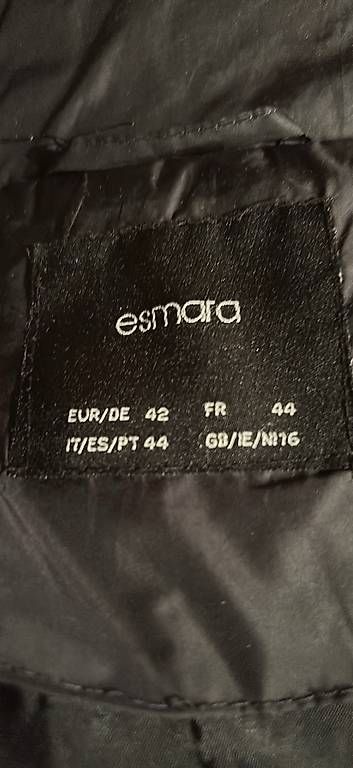 Manteaux: Manteau long matelasse Esmara  – D'occasion à Chapelle (Glâne) par ruf_w9fl 1