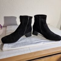 Tolle NEUE elegante und fein verarbeitete Rieker Stiefel 41