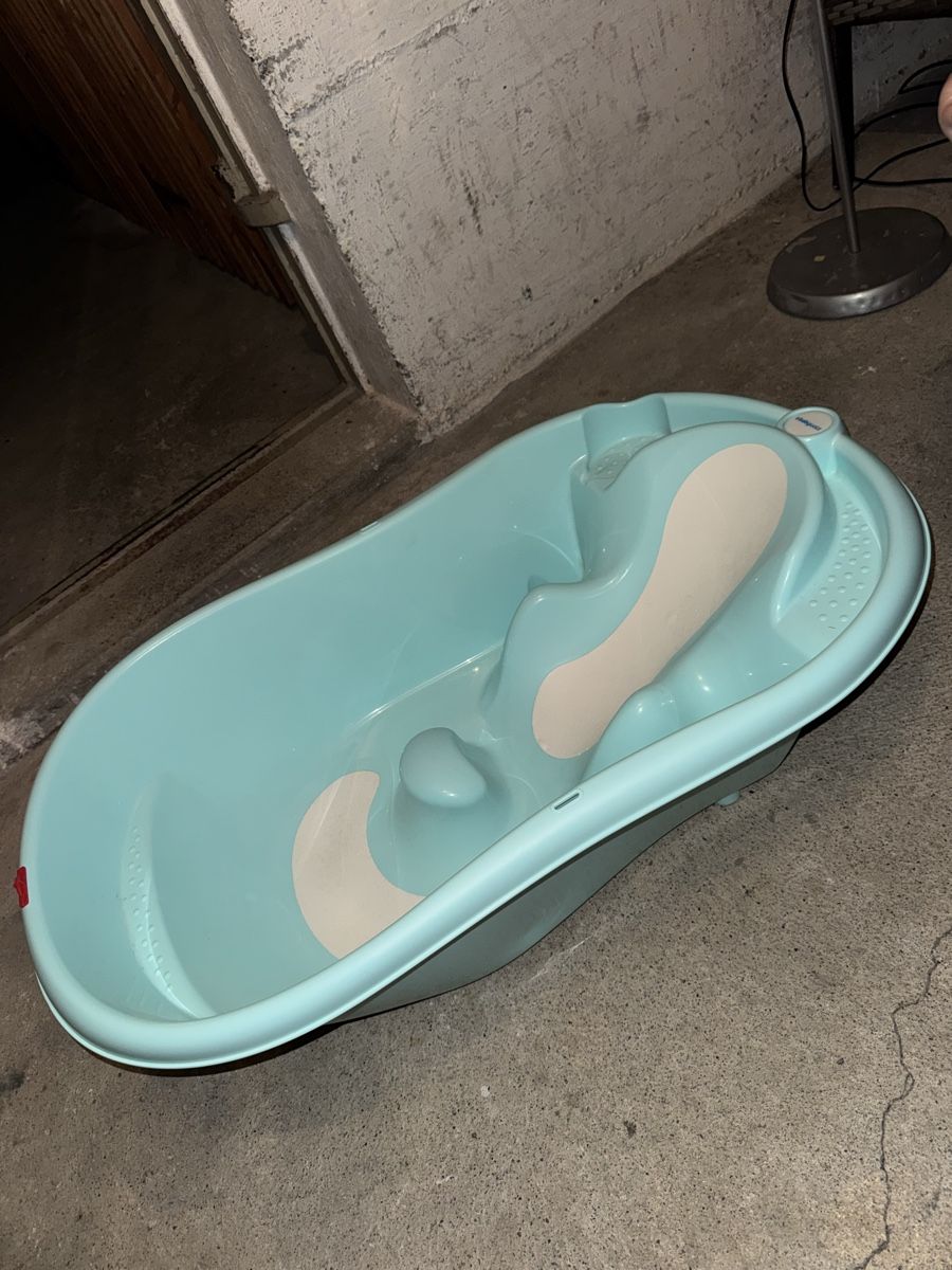 Badespass: Badewanne  – Gebraucht aus Luzern von Lisa_Motz1999 3