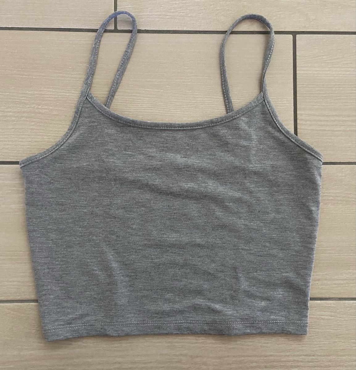 Shein Camicette, T-shirt & Top: Lot de Crop top SHEIN XS – Usato da Moutier venduto da chicboutique 1