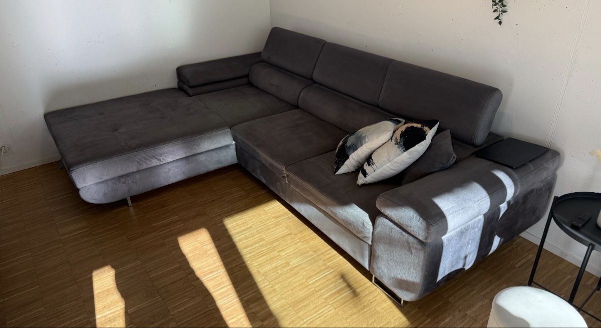 Sedie a sdraio: Sofa with Extendable Chaise – Usato da Zollikerberg venduto da mam_z6gz 1