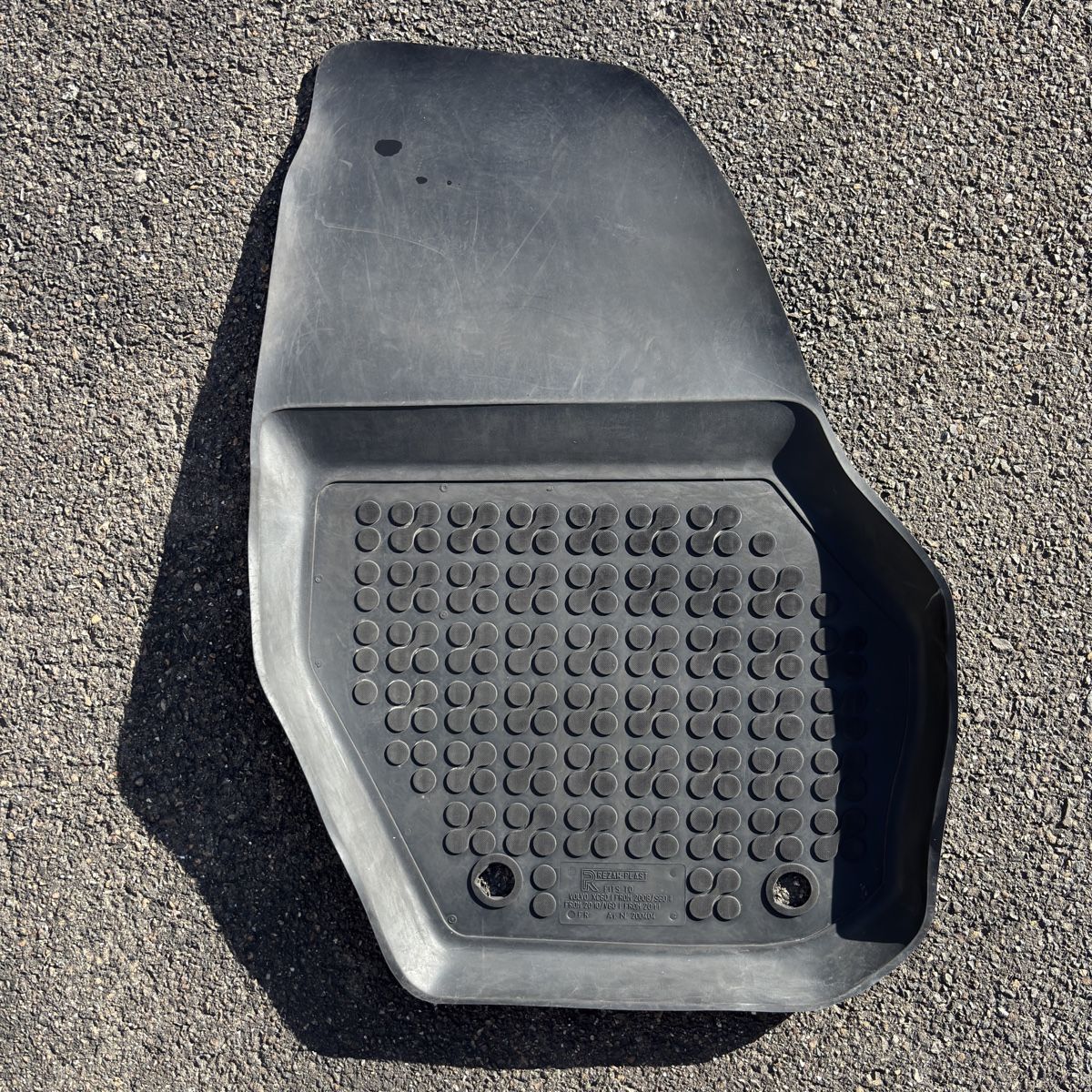 Volvo Tappeti & Tappetini: Used Volvo XC60 Floor Mats 2011 – Usato da Grabs venduto da MDS77 2