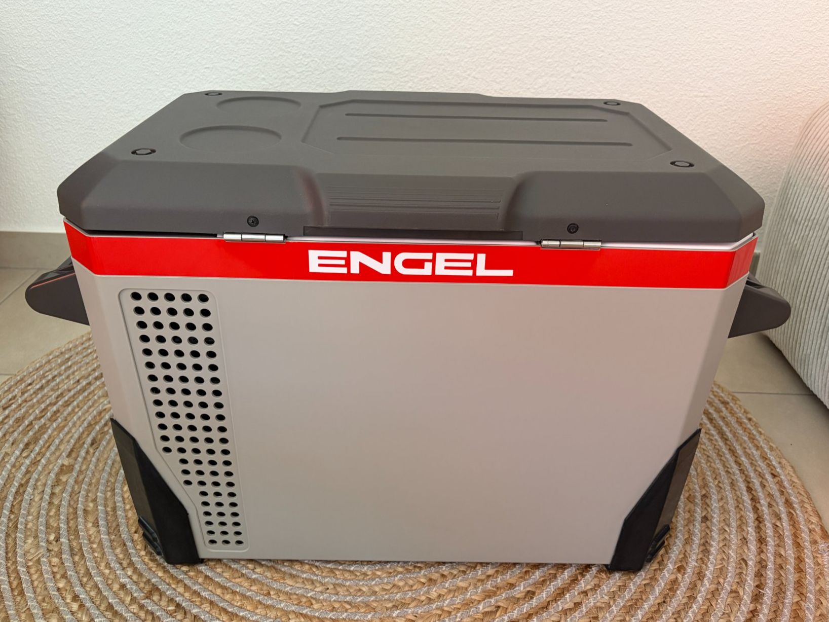 Frigoriferi: Frigo Engel MR040 - Réfrigérateur portable – Usato da Tavannes venduto da Jupaps 1