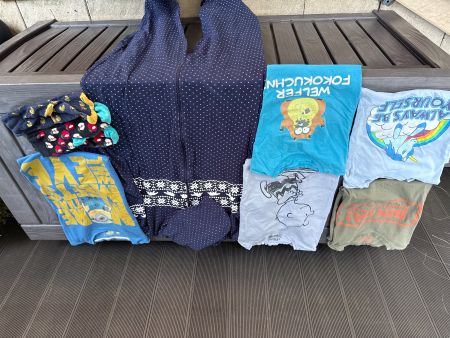 Fun Kleiderpaket Gr. XL - XXL / Oensi Socken und T-Shirts
