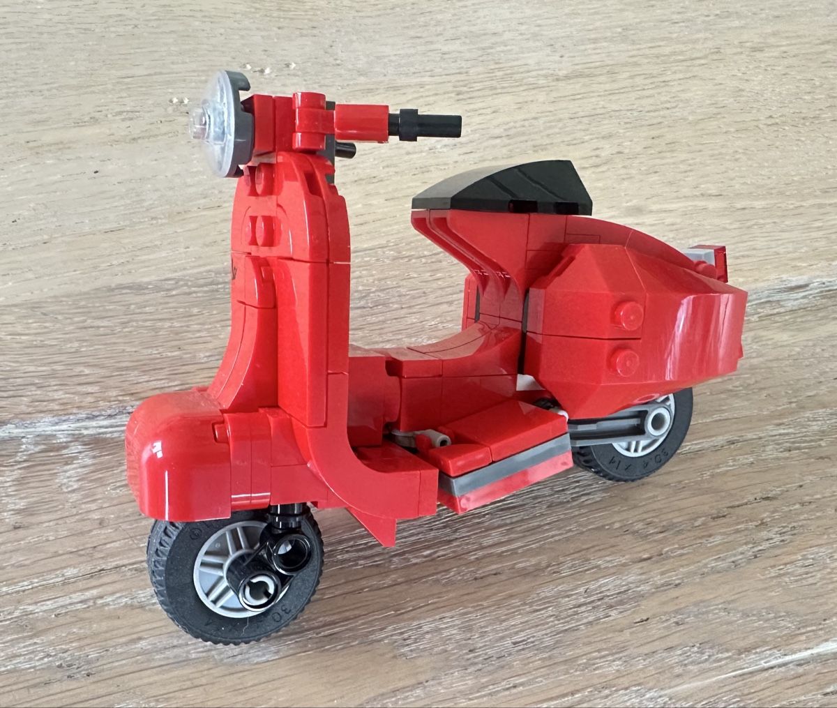 Lego Giocattoli: LEGO CREATOR VESPA 40517 – Usato da Aathal-Seegräben venduto da Tenaya_V88