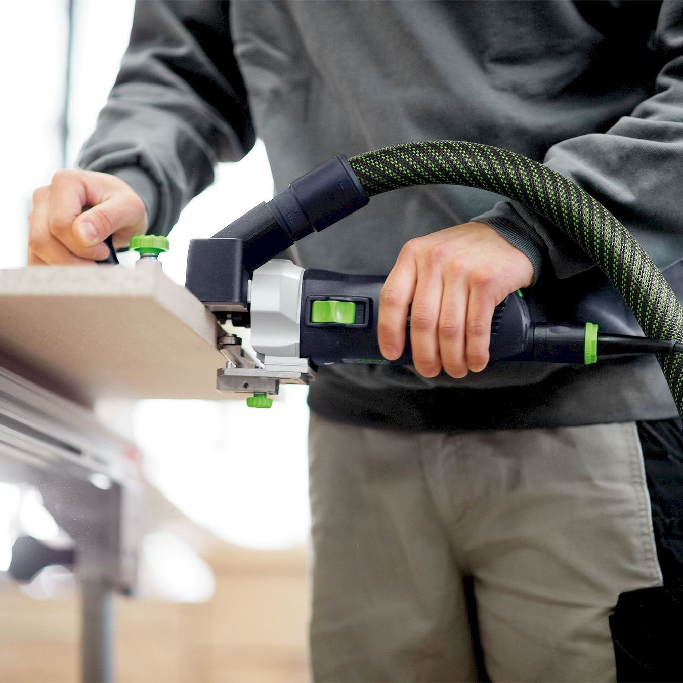 Tours & fraiseuses: Festool MFK 700 EQ-Plus Kantenfräse – Neuf avec emballage d'origine à Bottighofen par zaap 4