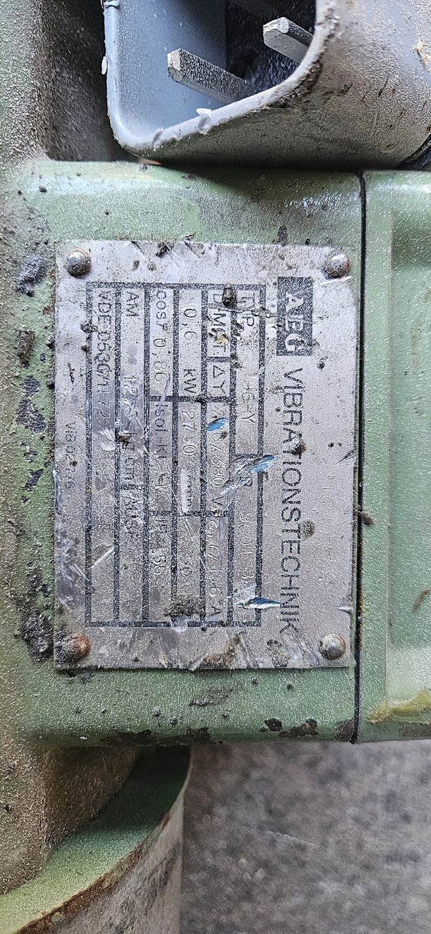 Motori: AEG Vibrationsmotoren Direktstart! – Difettoso da Kandergrund venduto da khz 2