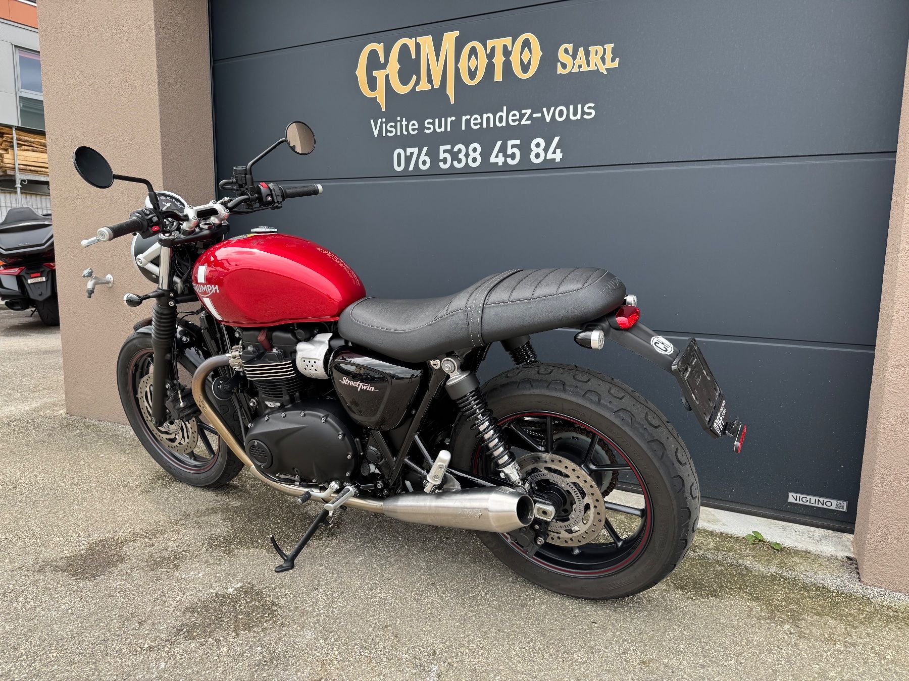 Triumph Strada: Triumph Street Twin 900 – Usato da Echallens venduto da HD90 6