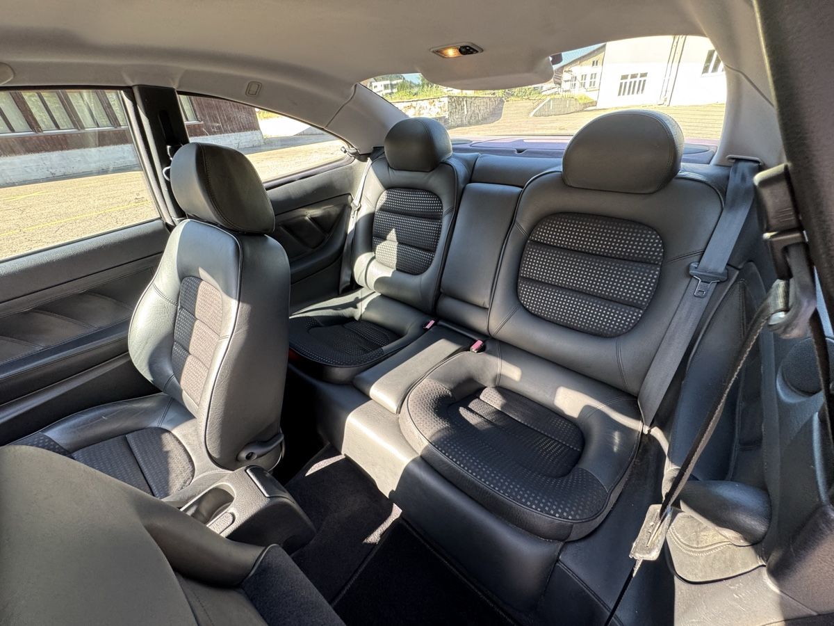 Peugeot Autos: Peugeot 406 3.0 V6 2004 – Gebraucht aus Umiken von nsk_m6bf 5