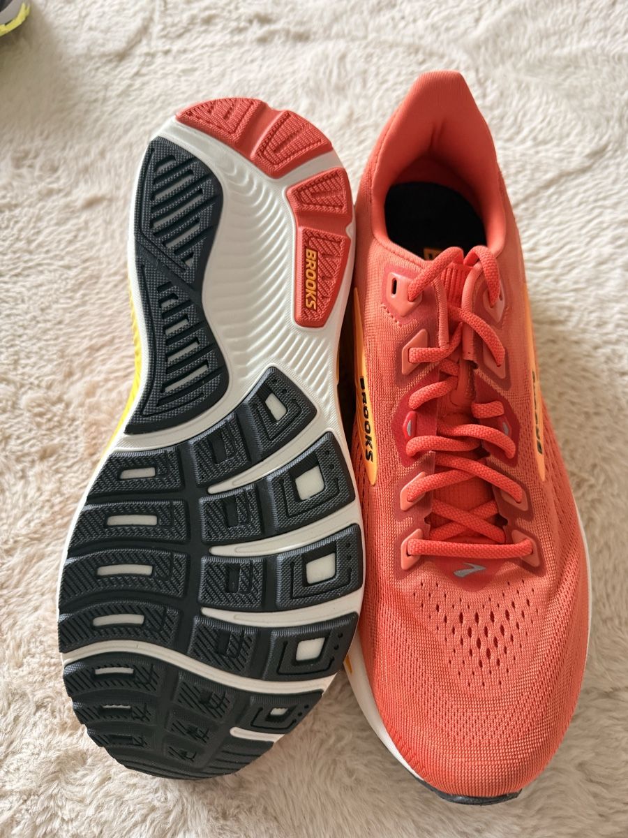Brooks Scarpe da uomo: Brooks Ghost neu statt 200.- nur 145.- – Nuovo e nell'imballaggio originale da Zürich venduto da Sebi.063 2