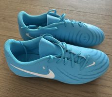  Nike Kinder Fussballschuhe (neu)