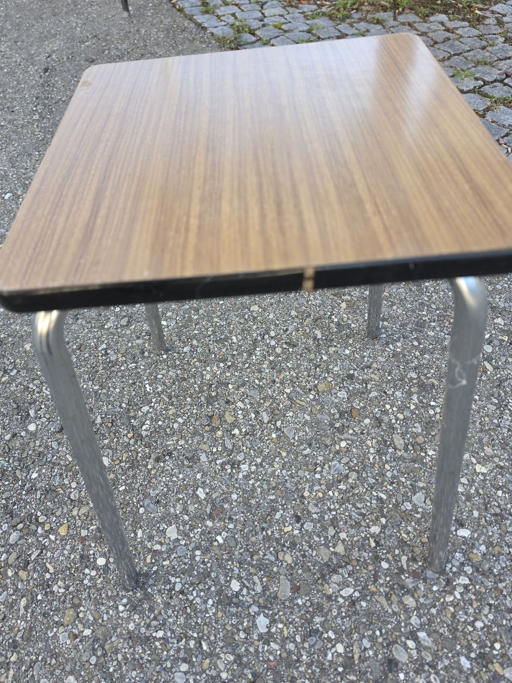 Sgabelli: hocker Metallgestell gebrauchter Zustand – Usato da Mettlen venduto da elios0888 2