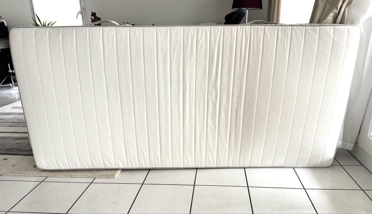 Ikea Materassi: IKEA Hafslo Matratze 90x200 – Usato da Freienbach venduto da buyzebra