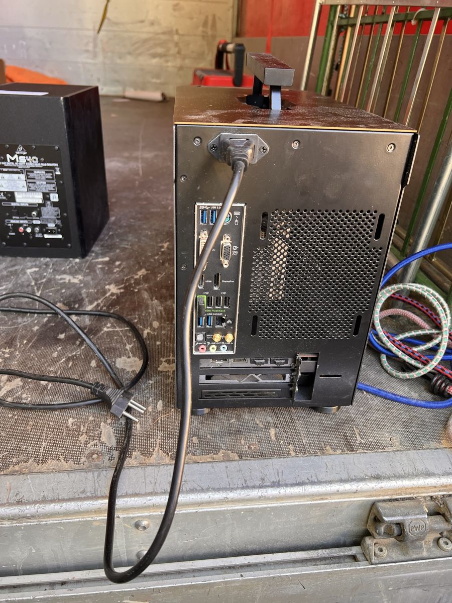 Lian Li Custodie: Lian Li ,Mini-ITX Gehaeuse (116) – Usato da Glattfelden venduto da maa_qcj8 5