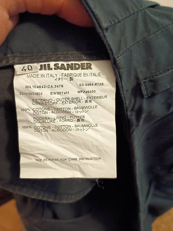 Jil Sander Pantalons: Schlichte dunkelblaue Hose von Jil Sander – D'occasion à Zürich par Melianea 4