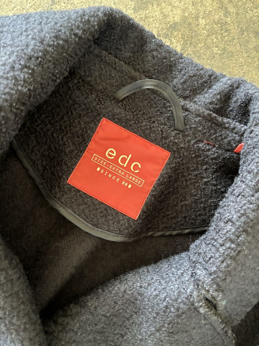 Cappotti: Edc Kurzmantel neu Gr. 42 – Nuovo (secondo la descrizione) da Lindau venduto da Mkey1 1
