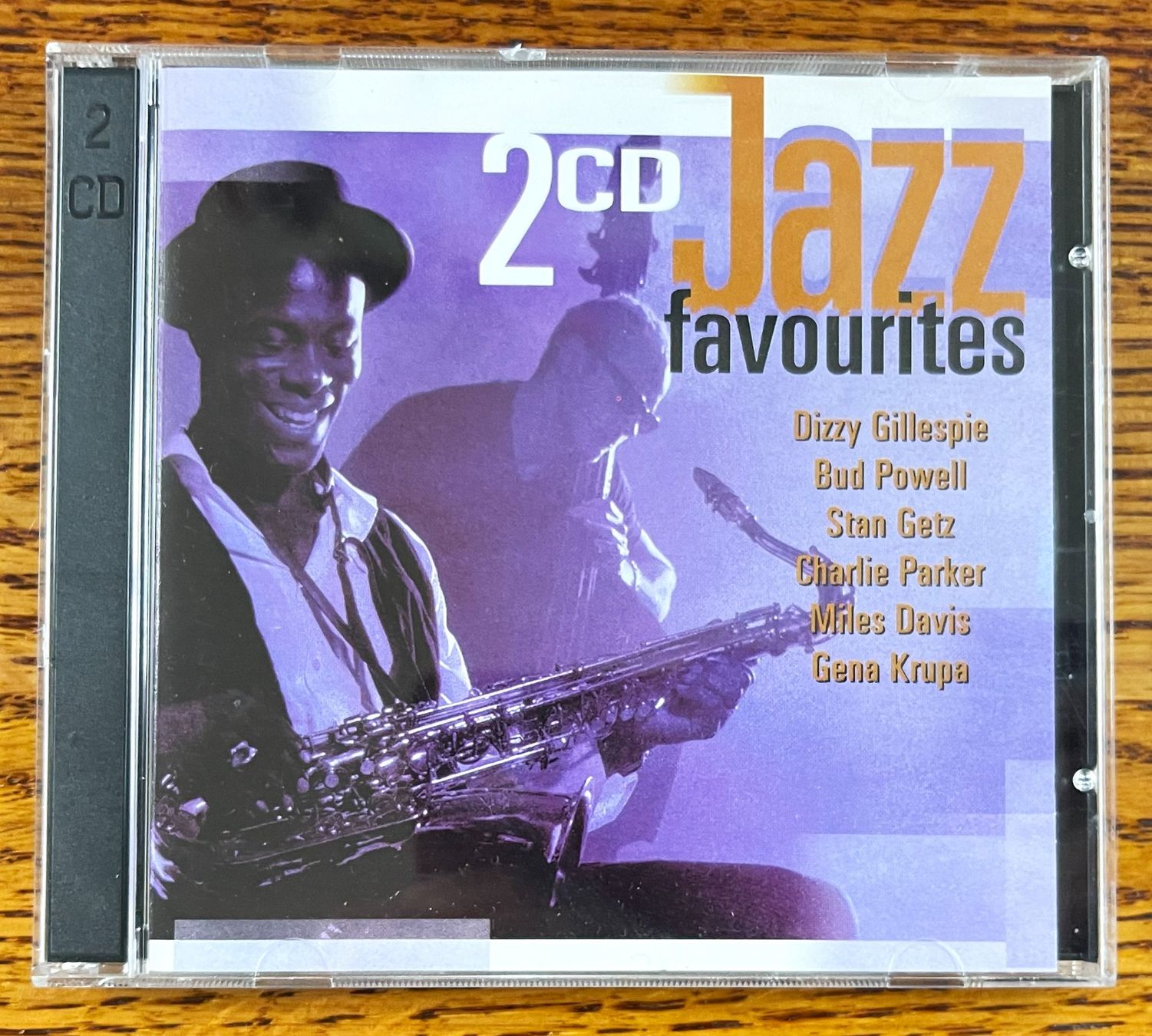 CD: JAZZ FAVOURITES CD – Usato da Oftringen venduto da Vucki