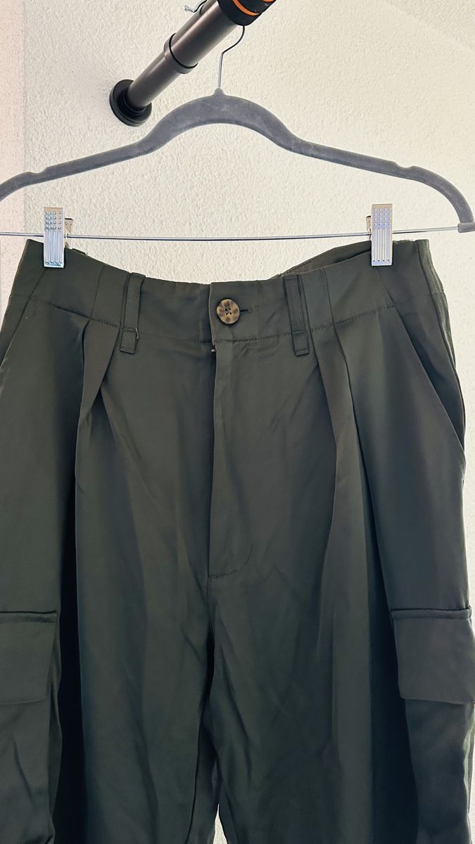 Pantaloni: Scotch&Soda Green Cargo Pants - Size S - Great Condition! – Nuovo (secondo la descrizione) da Zürich venduto da kor_pm27