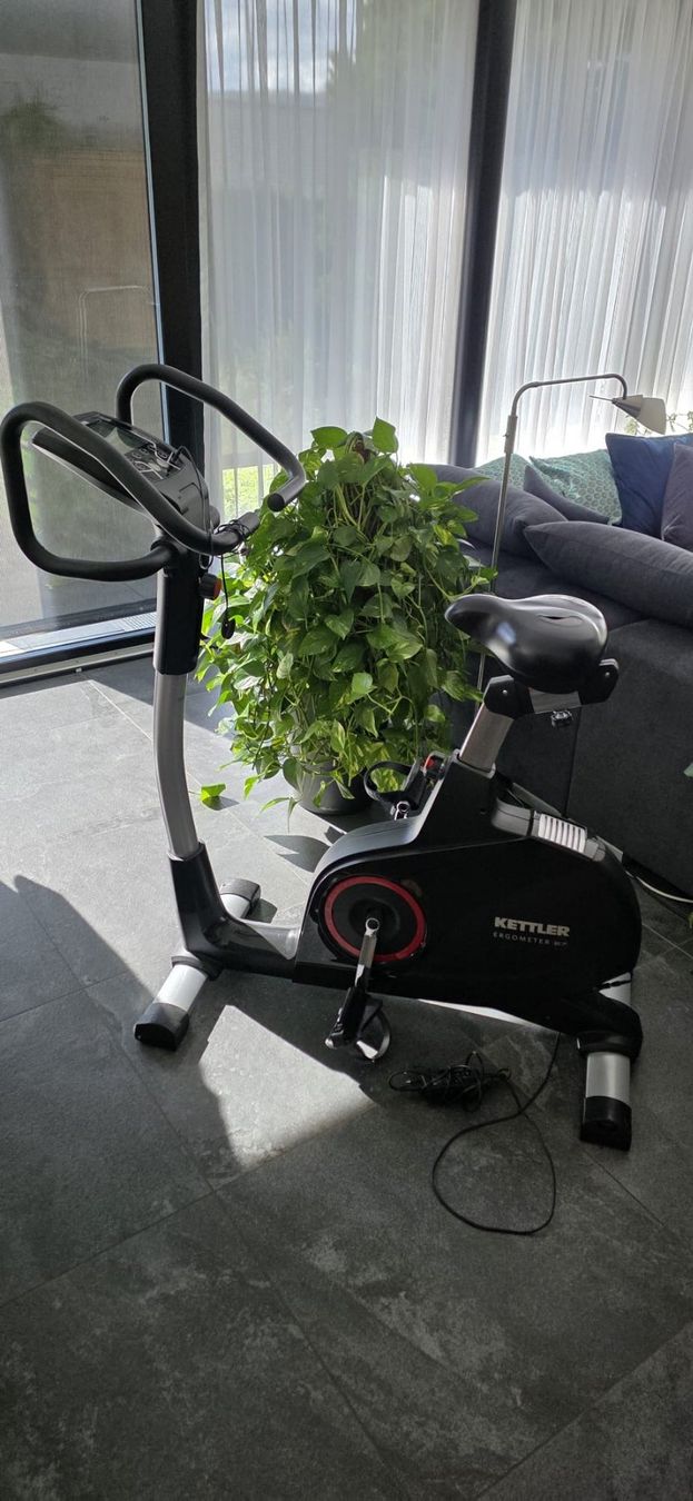 Kettler Vélos d'appartement: Ergometer E7 von Kettler – D'occasion à Eschenz par Gempella55 3
