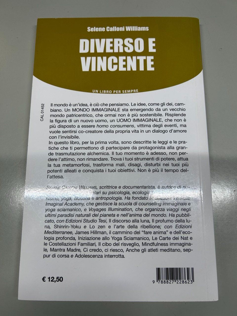 Bücher: Libro "Diverso e vincente" di Selene Calloni Williams – Gebraucht aus Giubiasco von LorisVale 1
