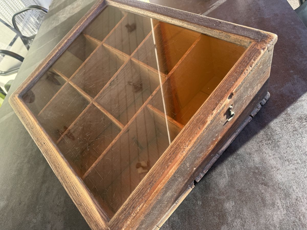 Schränke: Vintage Kasten – Gebraucht aus Horriwil von Carrera68 6
